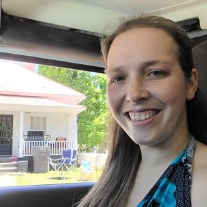 Meet your Posher, Cassandra